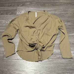 NWOT Aritzia Babaton Tie Front Thermal Longsleeve